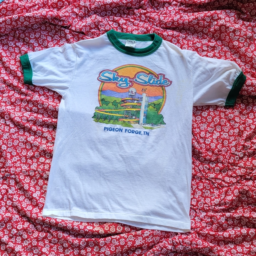 🌤Sky Slide🛝, 🐦PIGEON Forge⚒️, TN - VINTAGE Tube Tee, Medium 50%poly%50 cotton